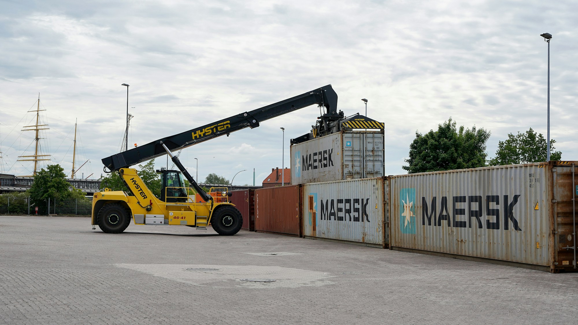 Port & Terminal working environment illustration